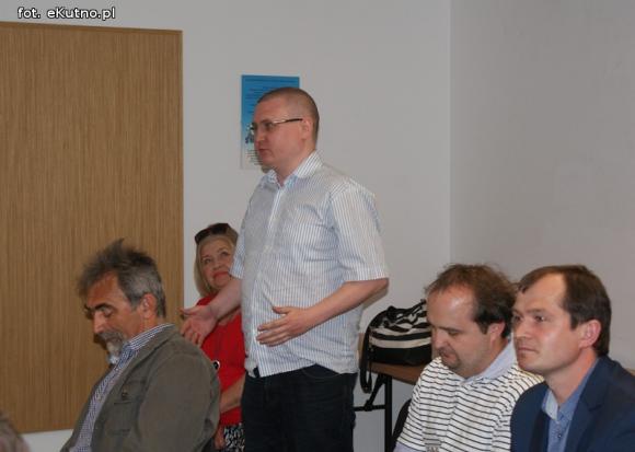 Posłowie Platformy Obywatelskiej przyjechali obudzić Kutno