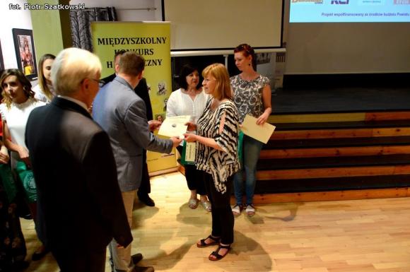 Uczennice z Kasprowicza wygrały konkurs o patronie I LO. Polecą szybowcem!