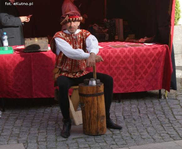 Bibeloty, pamiątki historyczne i rękodzieło. Zapraszamy do Płocka