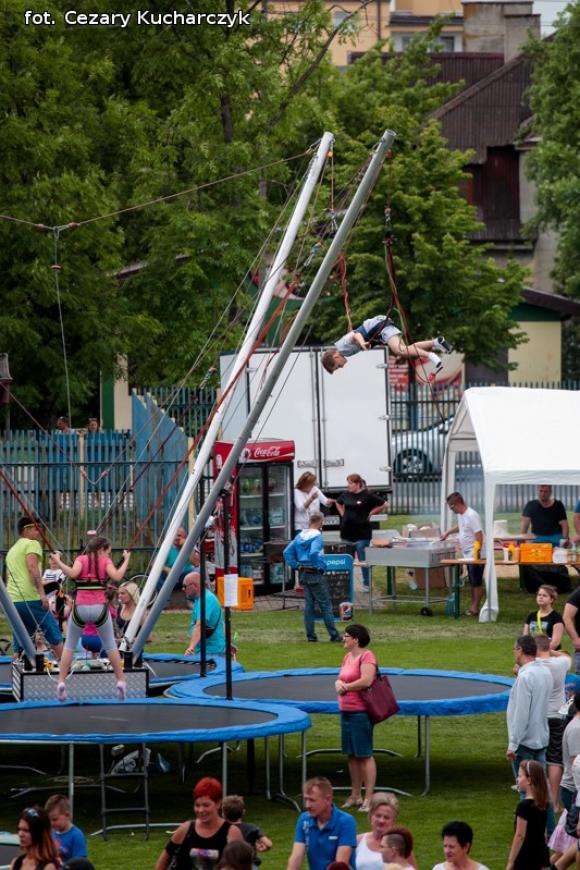 Taniec i zabawa na Dniu Dziecka w Kutnie