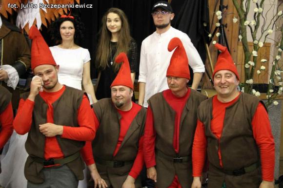 Wyjątkowy spektakl pt. Królewna Śnieżka na Dzień Dziecka w Krośniewicach