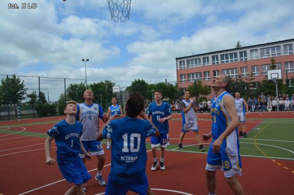 Profesor Truściński patronem obiektu sportowego w Kasprowiczu