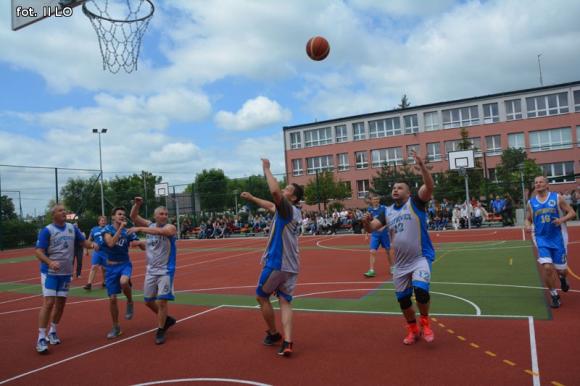 Profesor Truściński patronem obiektu sportowego w Kasprowiczu