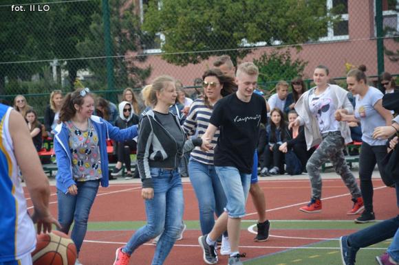Profesor Truściński patronem obiektu sportowego w Kasprowiczu