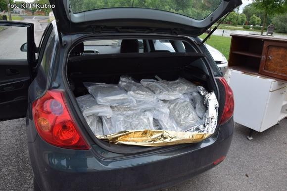 Przewoził narkotyki z Belgii. Wpadł koło Bedlna