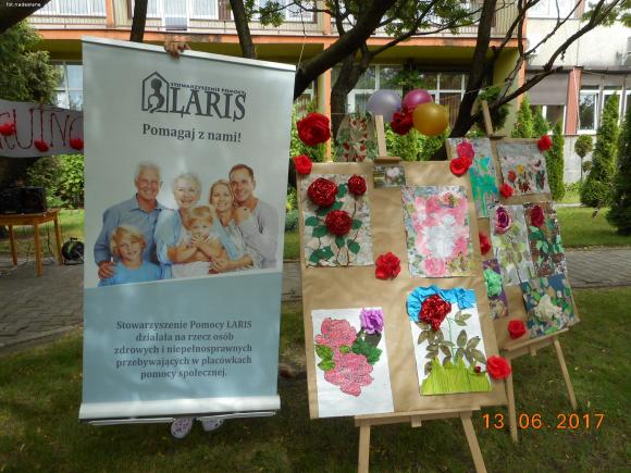 Pora na Seniora II. Stowarzyszenie Pomocy Laris zorganizowało warsztaty plastyczne