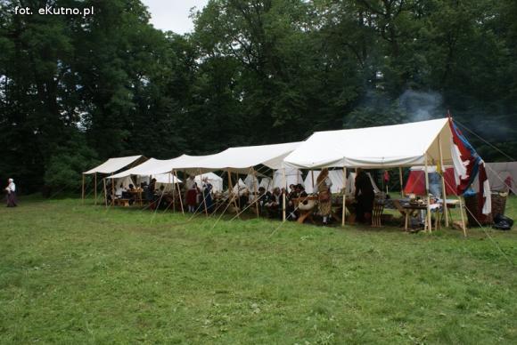 Zabawy na Zamku w Oporowie