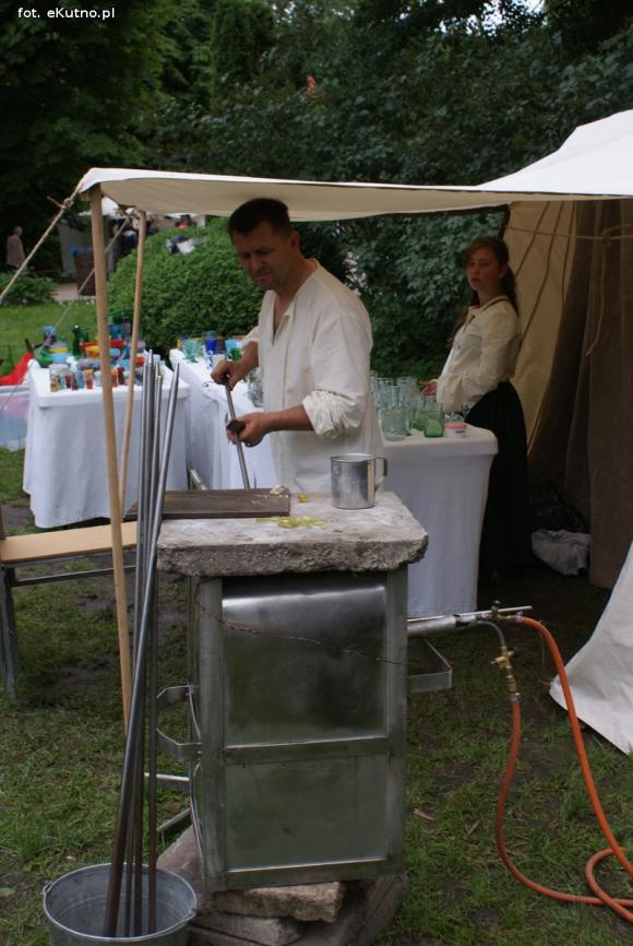 Zabawy na Zamku w Oporowie