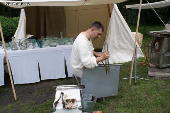 Zabawy na Zamku w Oporowie