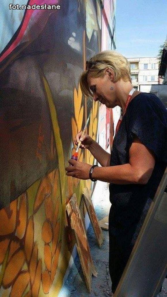 Super mural w Żychlinie. Piknik DoMOStwa