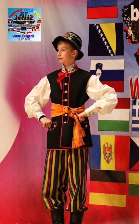 Dzieci z Zespołu Pieśni i Tańca Ziemi Kutnowskiej