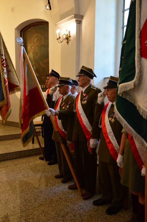 Cześć i chwała bohaterom Powstania Warszawskiego