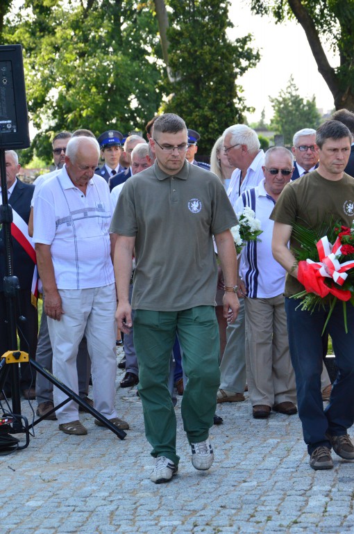 Cześć i chwała bohaterom Powstania Warszawskiego