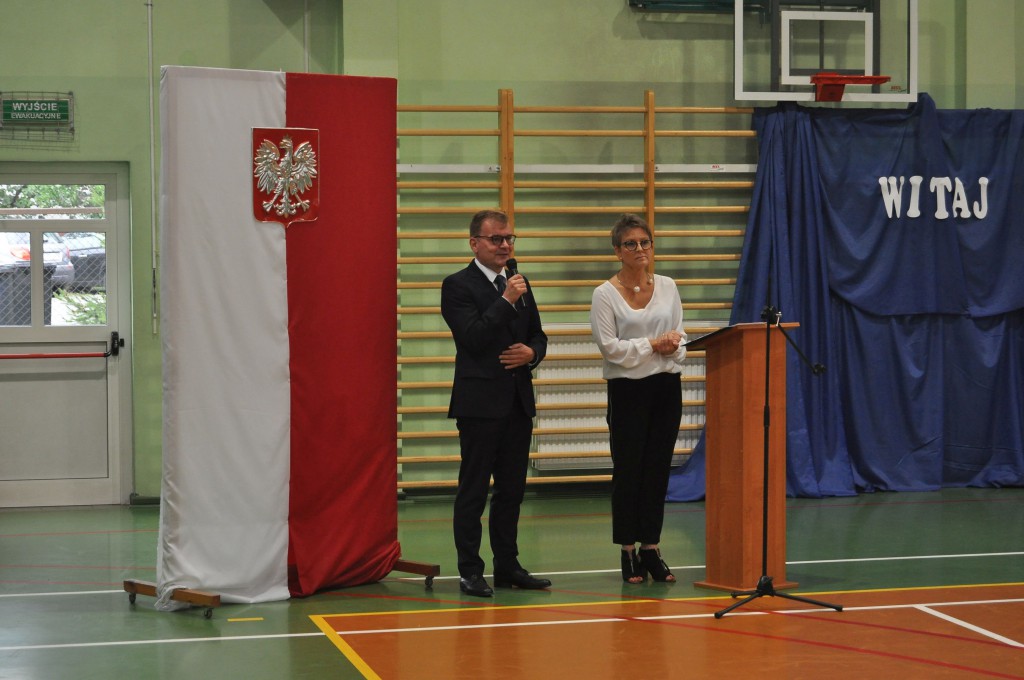 Pierwszy dzwonek w Czwórce