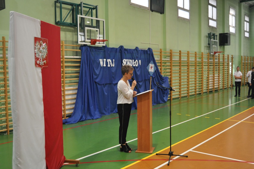 Pierwszy dzwonek w Czwórce