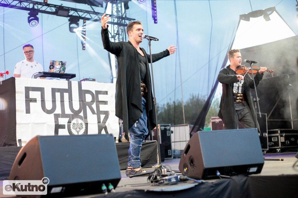 Energetyczny występ Future Folk