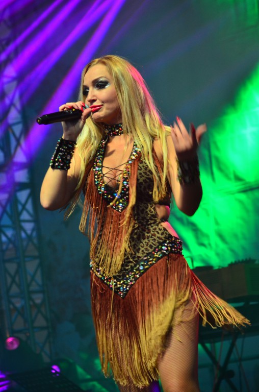 MARAQUJA MUSIC & DANCE SHOW
