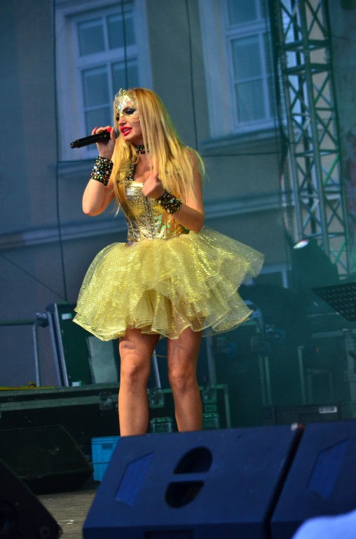 MARAQUJA MUSIC & DANCE SHOW