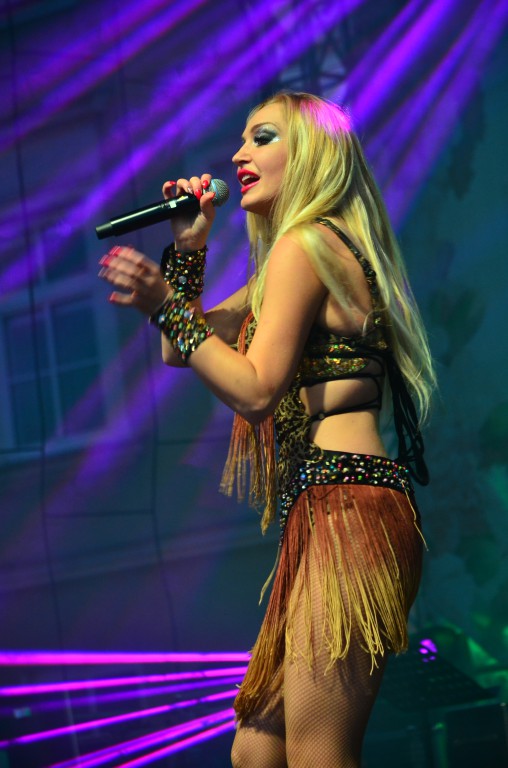 MARAQUJA MUSIC & DANCE SHOW
