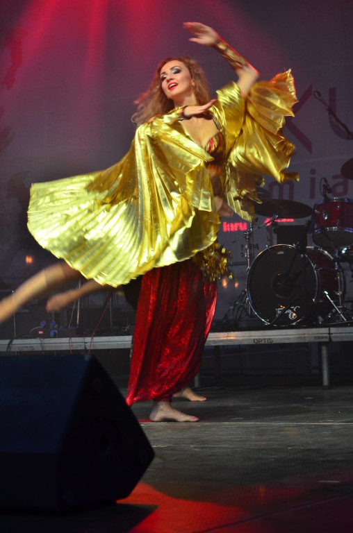 MARAQUJA MUSIC & DANCE SHOW