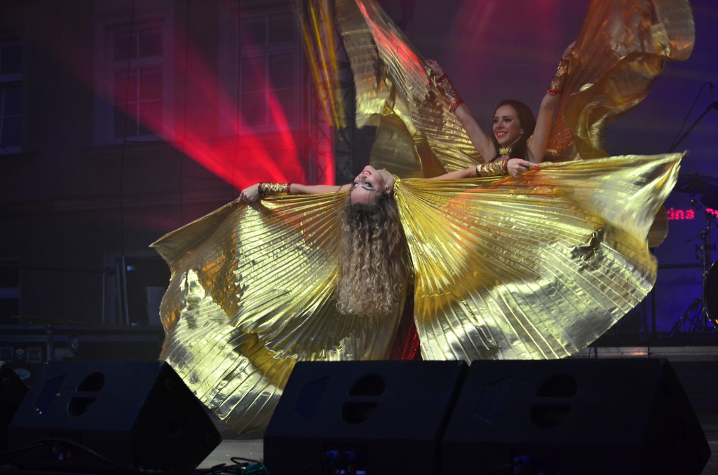 MARAQUJA MUSIC & DANCE SHOW