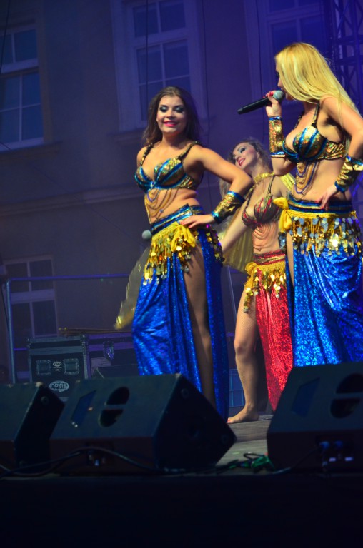 MARAQUJA MUSIC & DANCE SHOW