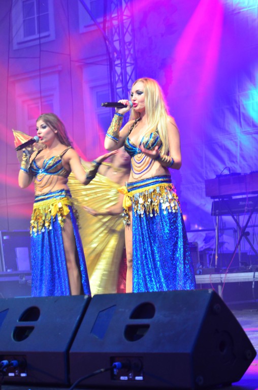 MARAQUJA MUSIC & DANCE SHOW