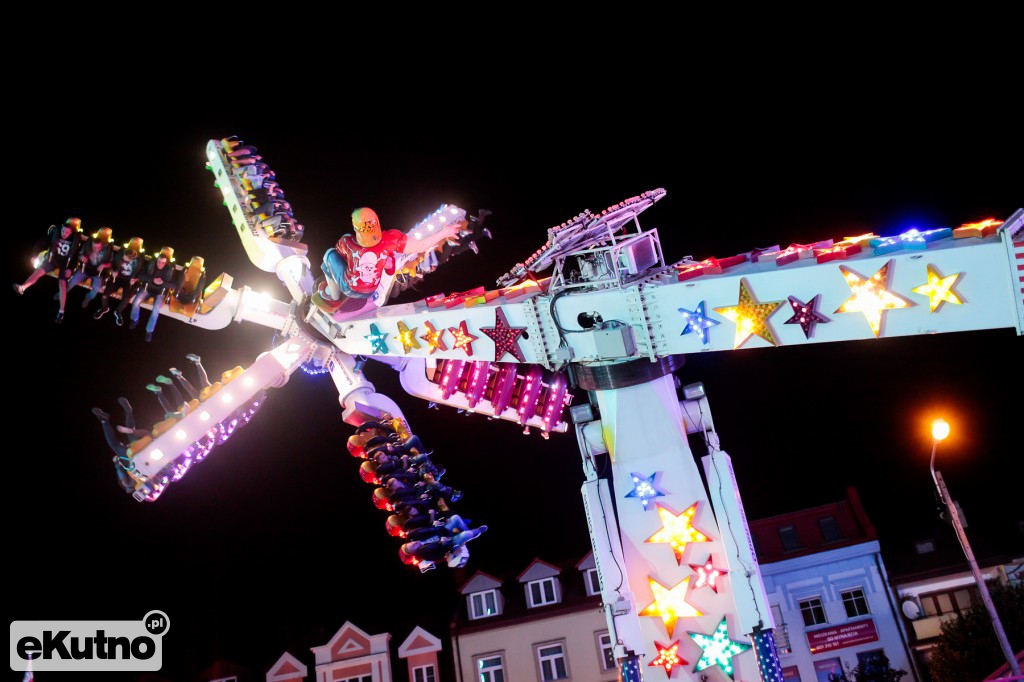 Lunapark by night