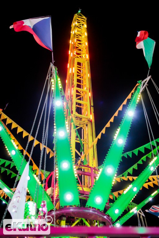 Lunapark by night