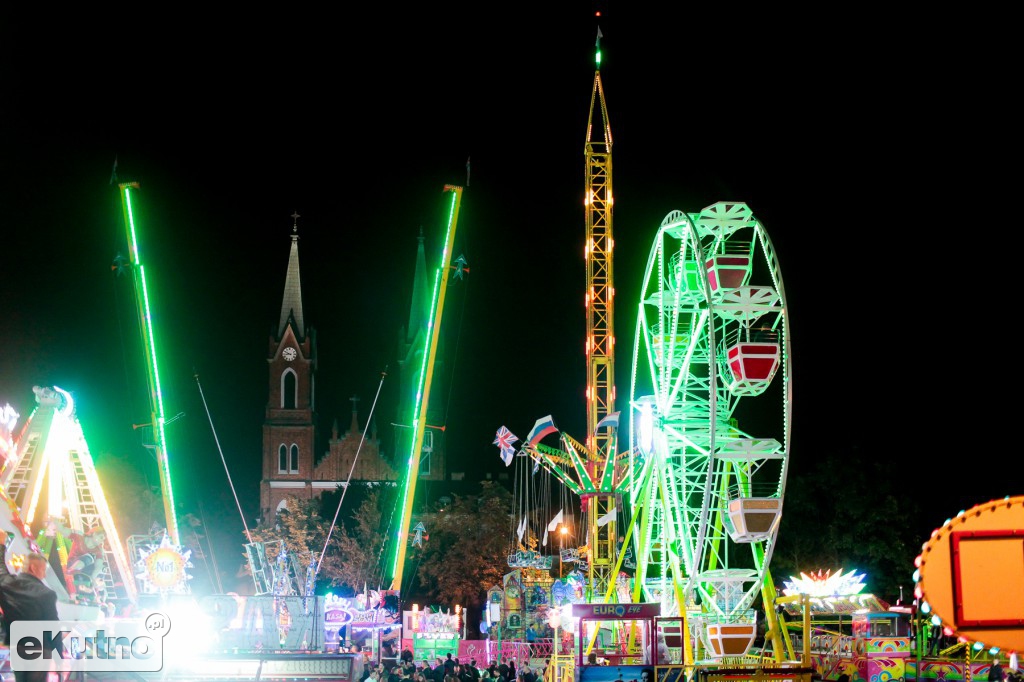 Lunapark by night