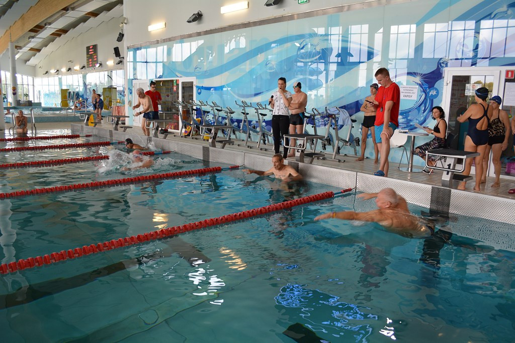 IV zawody pływackie seniorów