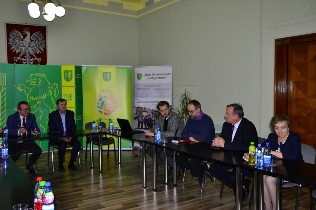Podpisanie porozumienia ze Związkami