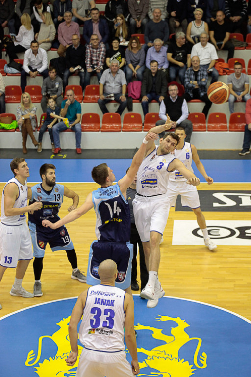 Polfarmex Kutno z wygraną