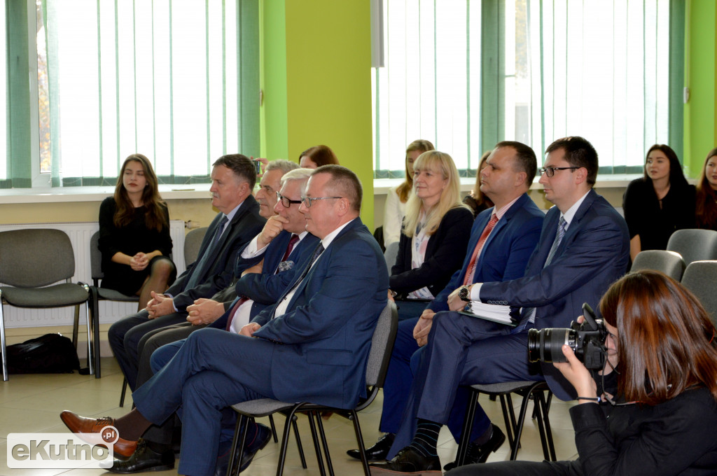 Nagrody starosty dla nauczycieli