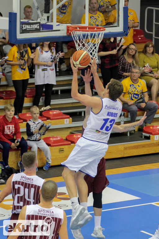 Cztery punkty przewagi gości