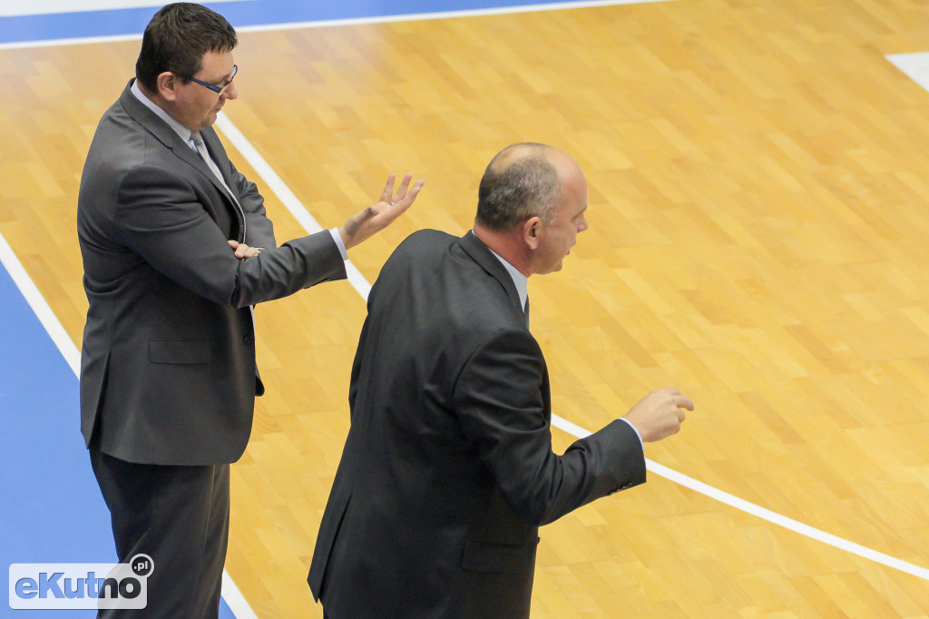 Cztery punkty przewagi gości