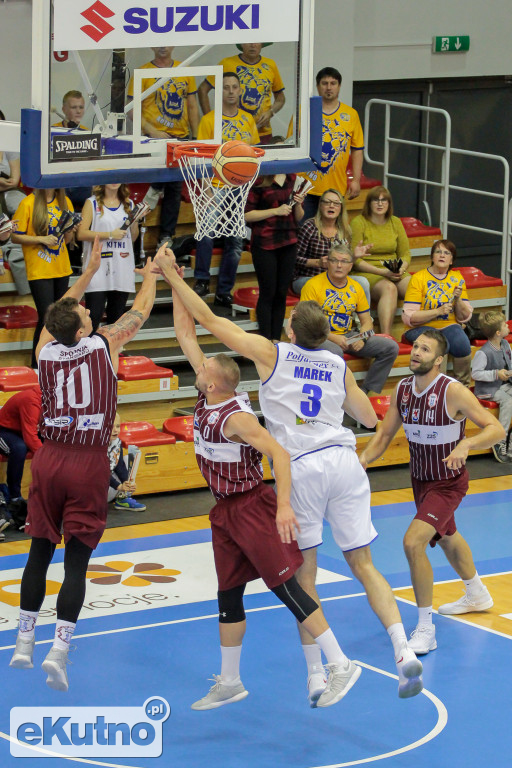 Cztery punkty przewagi gości