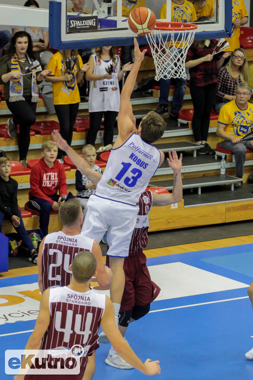 Cztery punkty przewagi gości