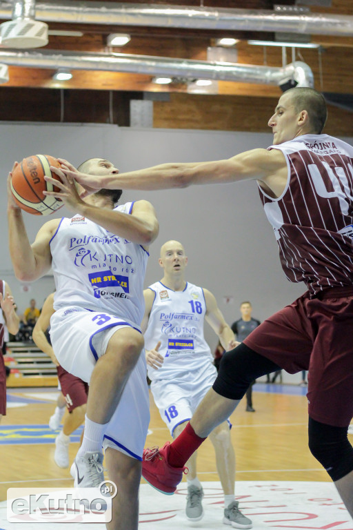 Cztery punkty przewagi gości