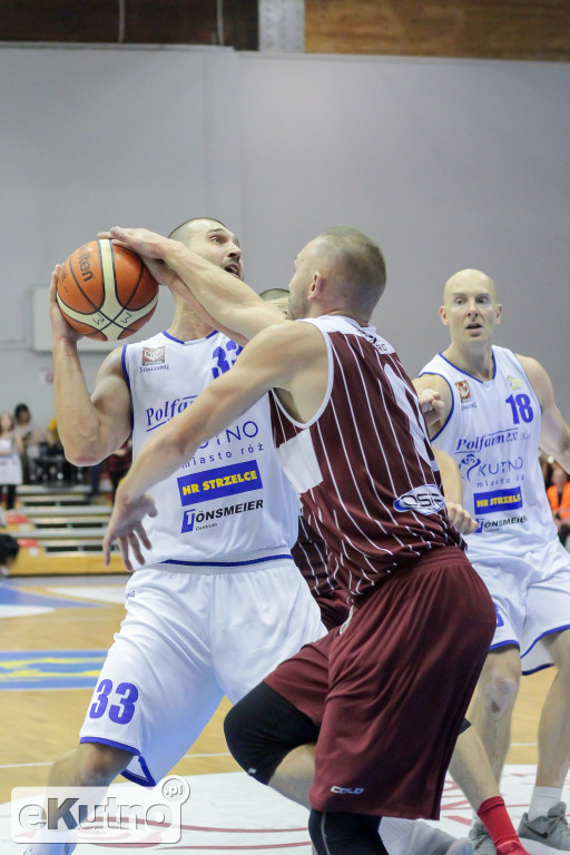 Cztery punkty przewagi gości