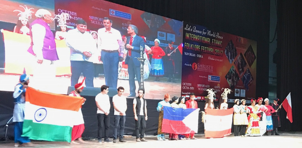 Zespół Pieśni i Tańca w Indiach