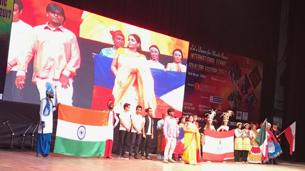 Zespół Pieśni i Tańca w Indiach