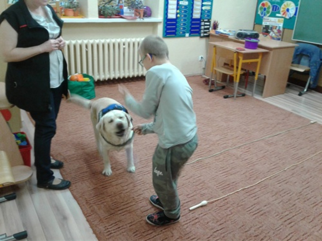 Spotkanie z Polą, psem terapeutą