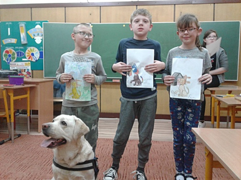 Spotkanie z Polą, psem terapeutą