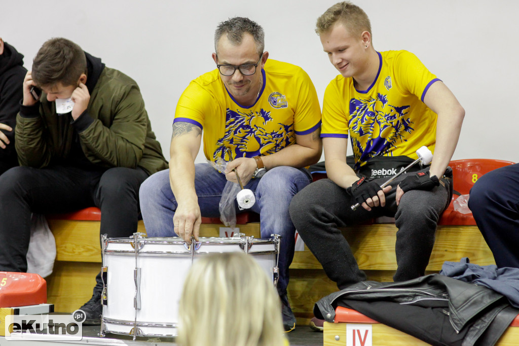 Polfarmex Kutno - Siarka Tarnobrzeg:  82-76.