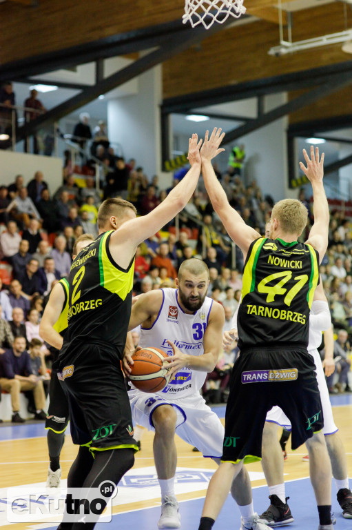 Polfarmex Kutno - Siarka Tarnobrzeg:  82-76.