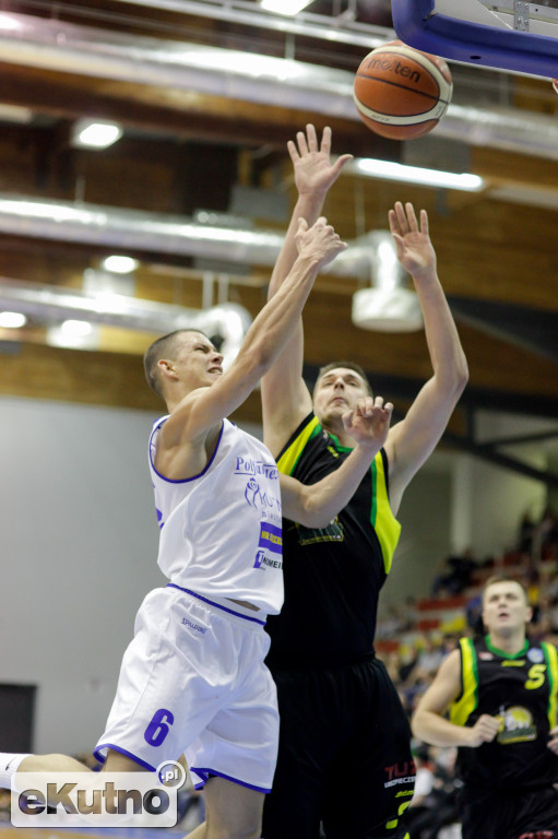 Polfarmex Kutno - Siarka Tarnobrzeg:  82-76.