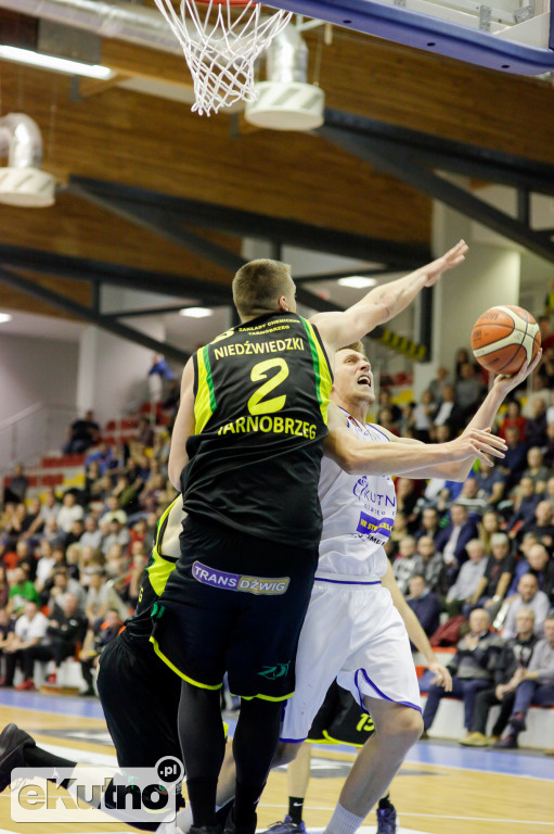 Polfarmex Kutno - Siarka Tarnobrzeg:  82-76.