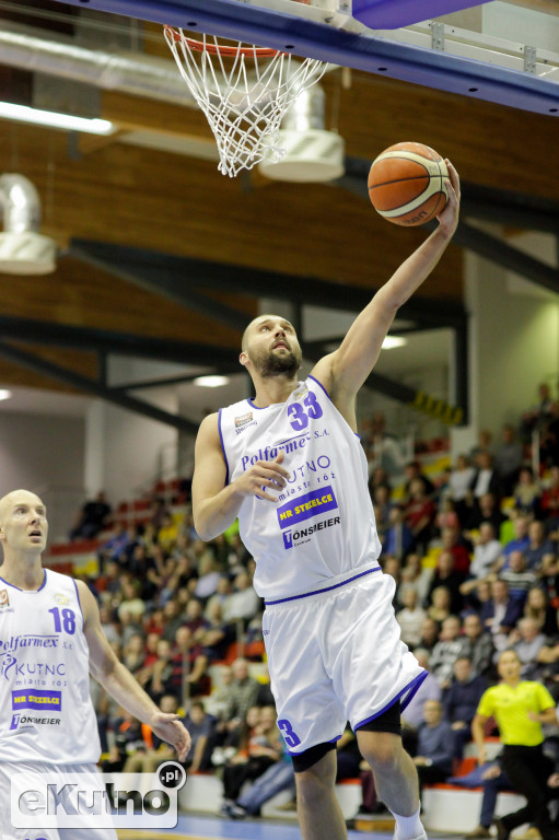Polfarmex Kutno - Siarka Tarnobrzeg:  82-76.
