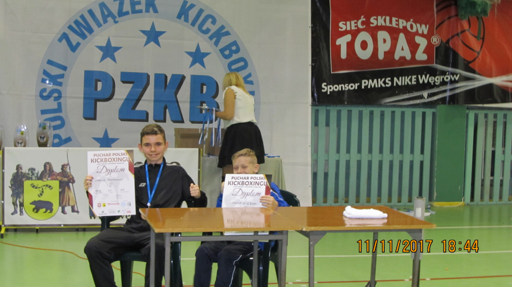 Zawodnicy MDK i Alex Kutno na podium